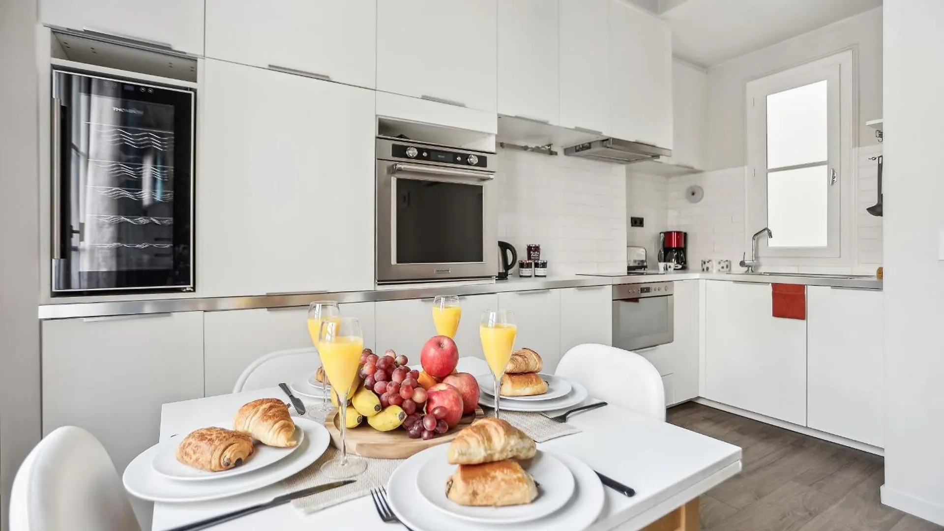 Eiffel Tower & Champ De Mars - 1Br - Cityapartmentstay Paris Daire