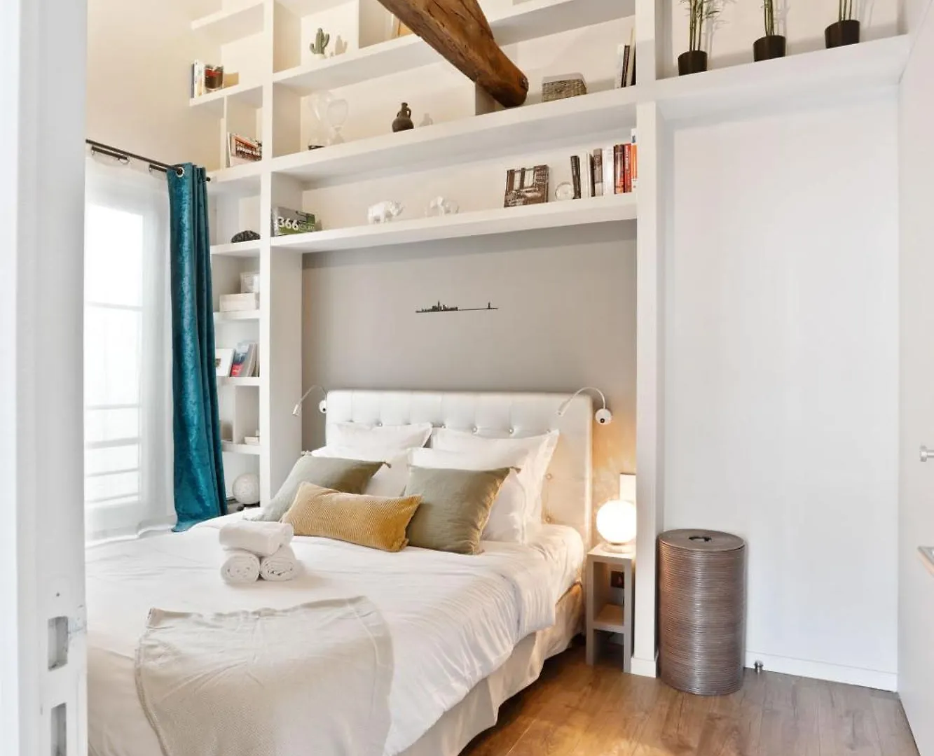 Daire Eiffel Tower & Champ De Mars - 1Br - Cityapartmentstay Paris Fransa